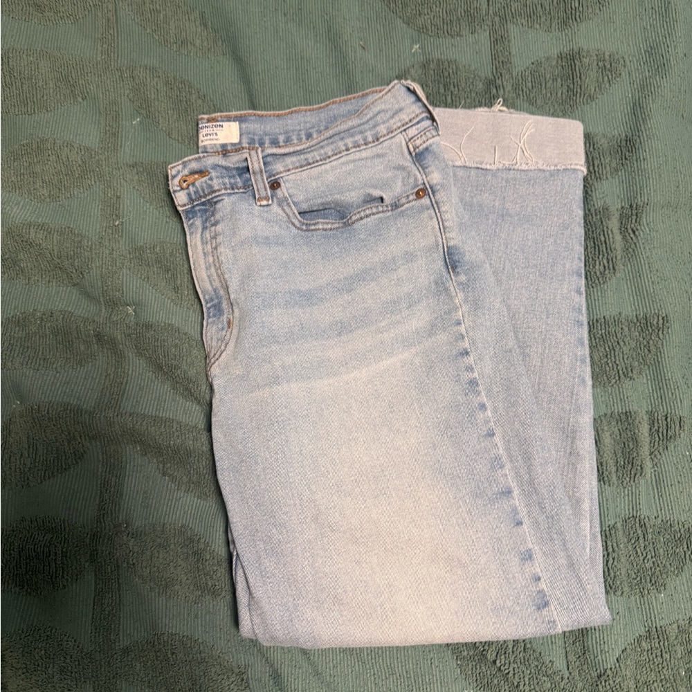 2/$10 Denizen Levi's Boyfriend Jeans